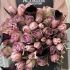 Триобукет-гигант в цвете сиреневой пудры из роз, тюльпанов и зантедескии_0