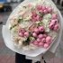 Авторський букет-гігант із ранункулюсів сорту Ханой, піоновидних спрейних рожевих троянд, гортензій та оксіпеталуму_0