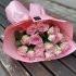 Монобукет із 15 рожевих троянд, що зібрані по спіралі в стильному рожевому упакуванні. _2