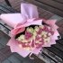 Монобукет із 51 троянди міксу білого та рожевого кольору в стильному рожевому упакуванні_1